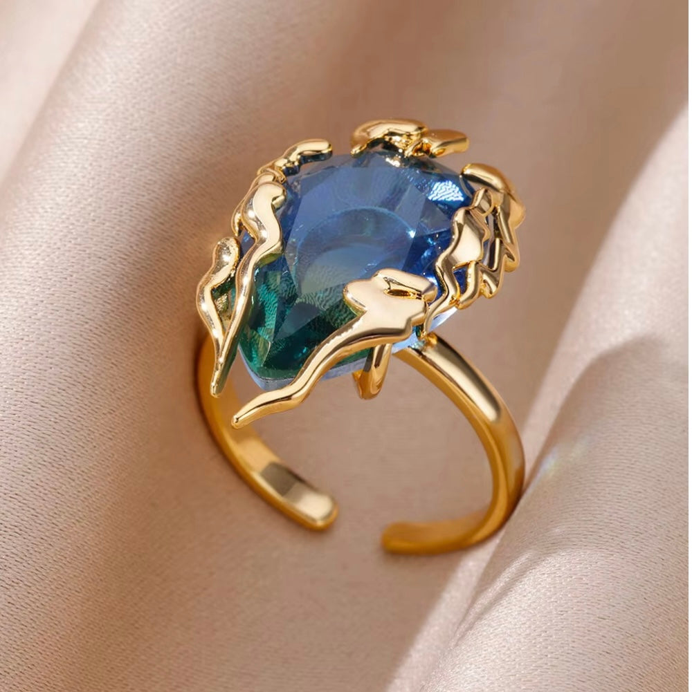 Crystal Fantasy Adjustable Ring – 18K Gold Plated