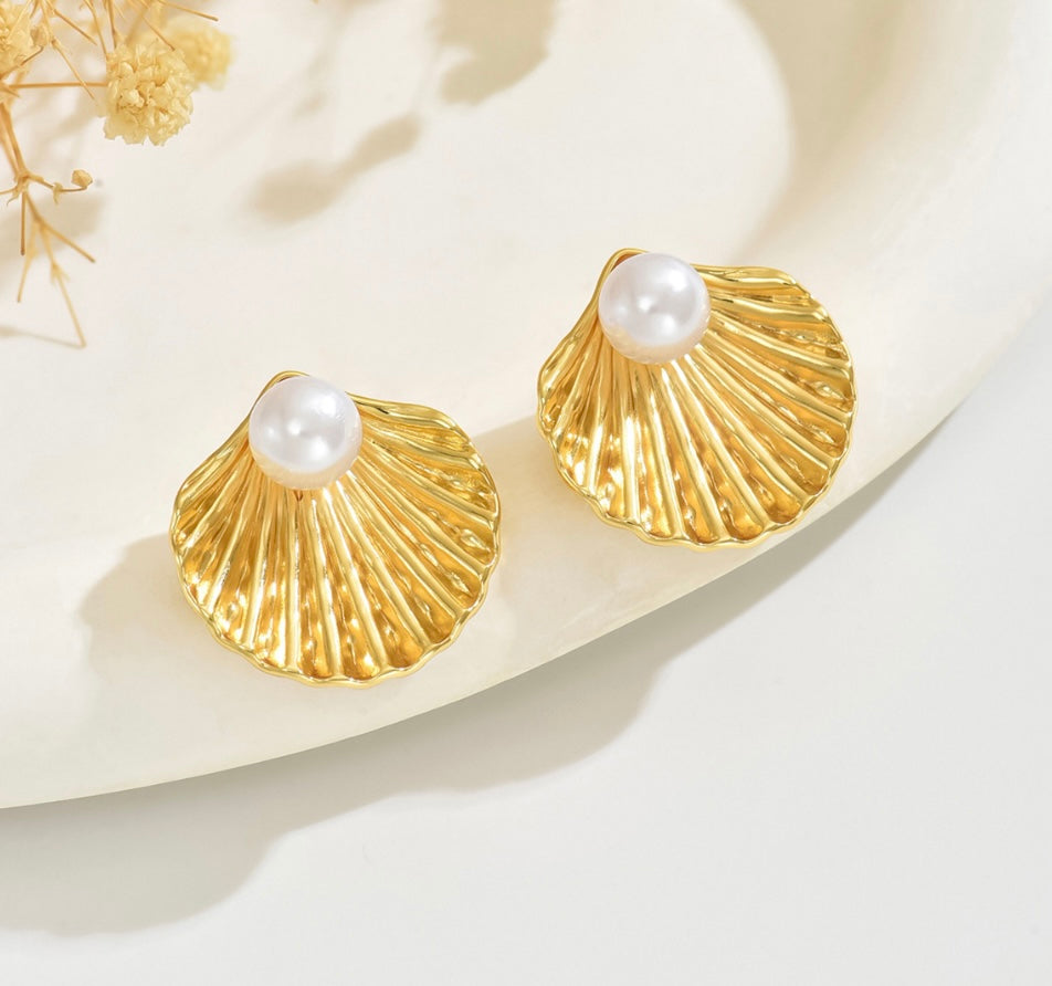 Pearl Shell Earrings